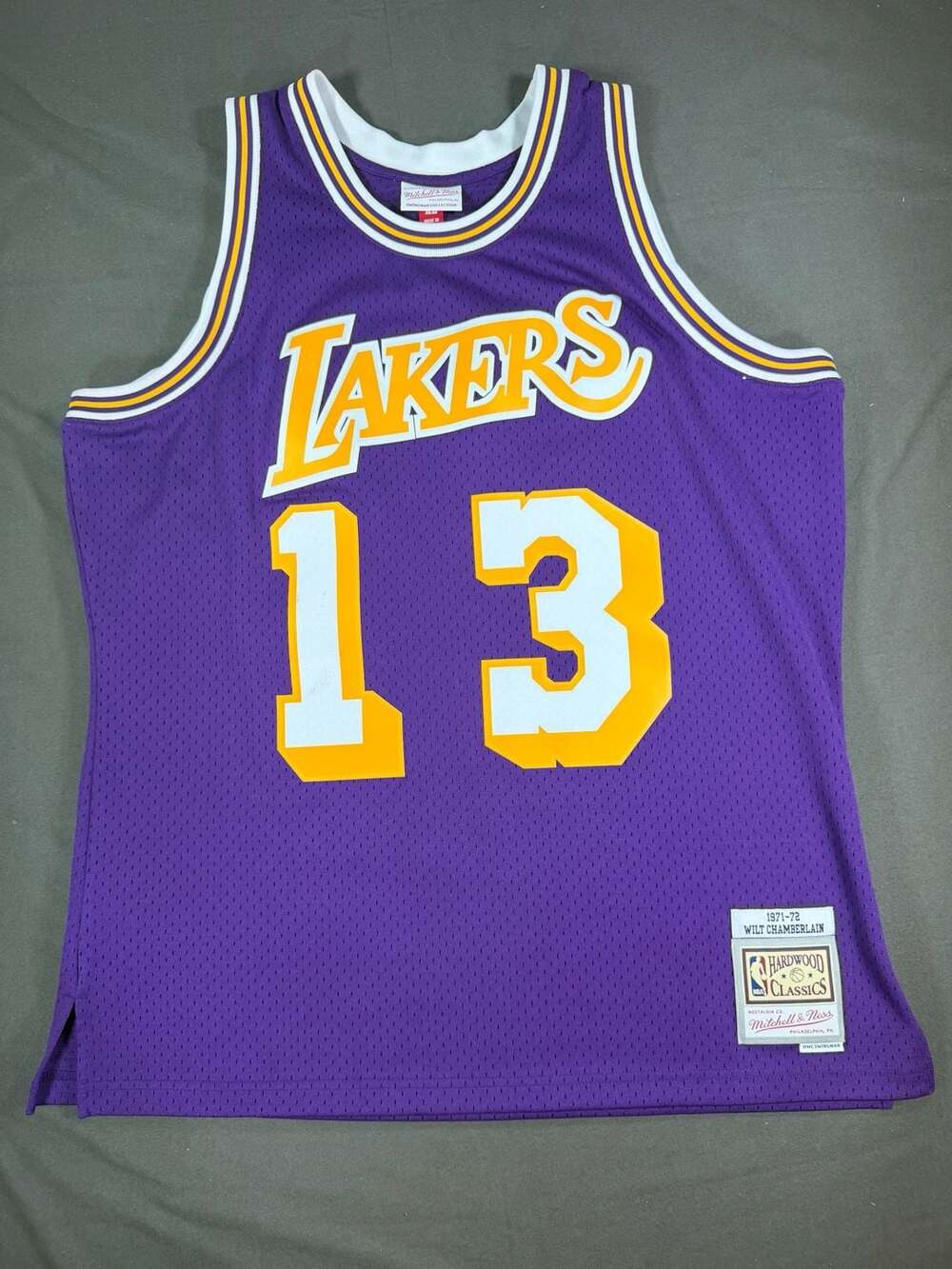 Mitchell & Ness Los Angeles Lakers 1971-72 Wilt Chamberlain Swingman Jersey